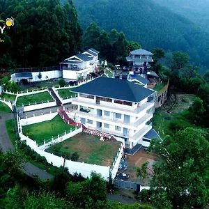  Resort Firefly India